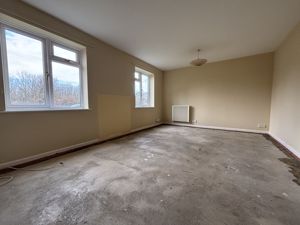 Sitting Room- click for photo gallery